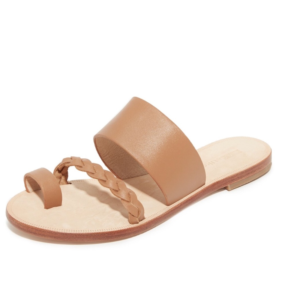 Matiko leather sandal